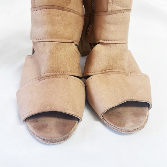 FREE PEOPLE Zipper Gladiator Leather Sandals Blush Pink Block 3” Heels Size 38/7 - Picture 4 of 8